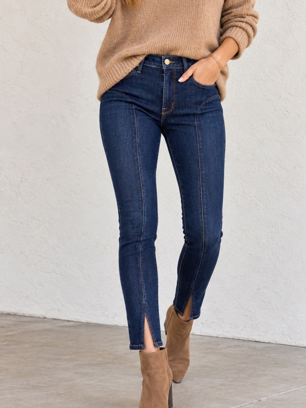 Good American Good Legs Skinny Jeans Dark Wash Size 4 / 23 Slit Hem